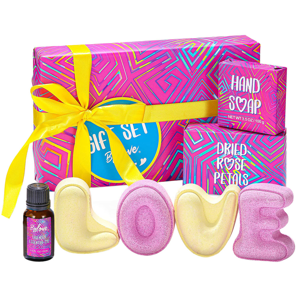 Living and Home 7 Piece Rose and Lavender Bath Bomb Gift Set