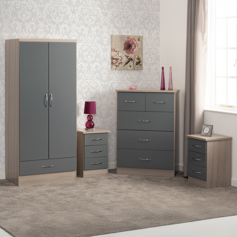 Seconique Nevada Grey and Light Oak Effect 4 Piece Bedroom Furniture Set
