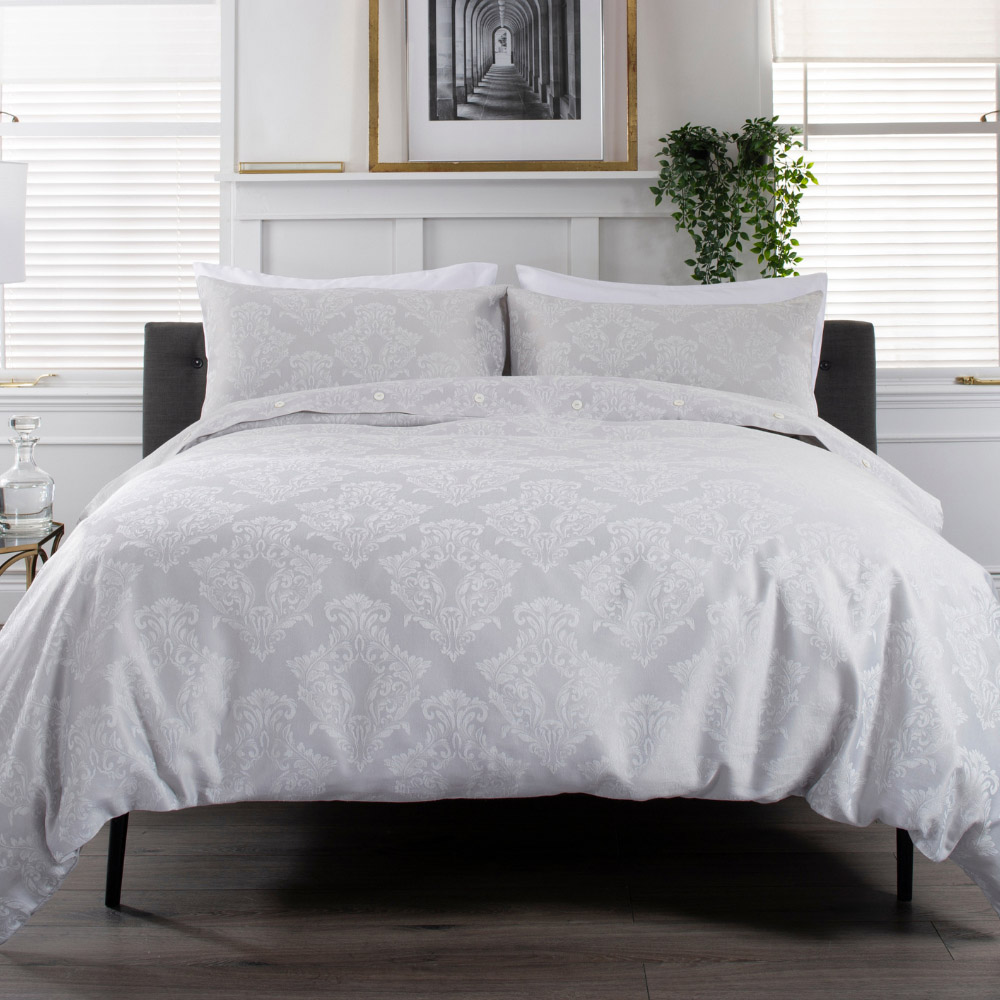 The Lyndon Company Versailles Super King Size Silver and Ecru Jacquard Duvet Set