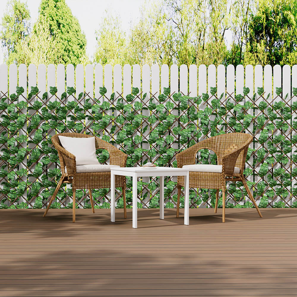 Living and Home 5.7 x 1ft Retractable Hedge Panel with Artificial Grape Leaf