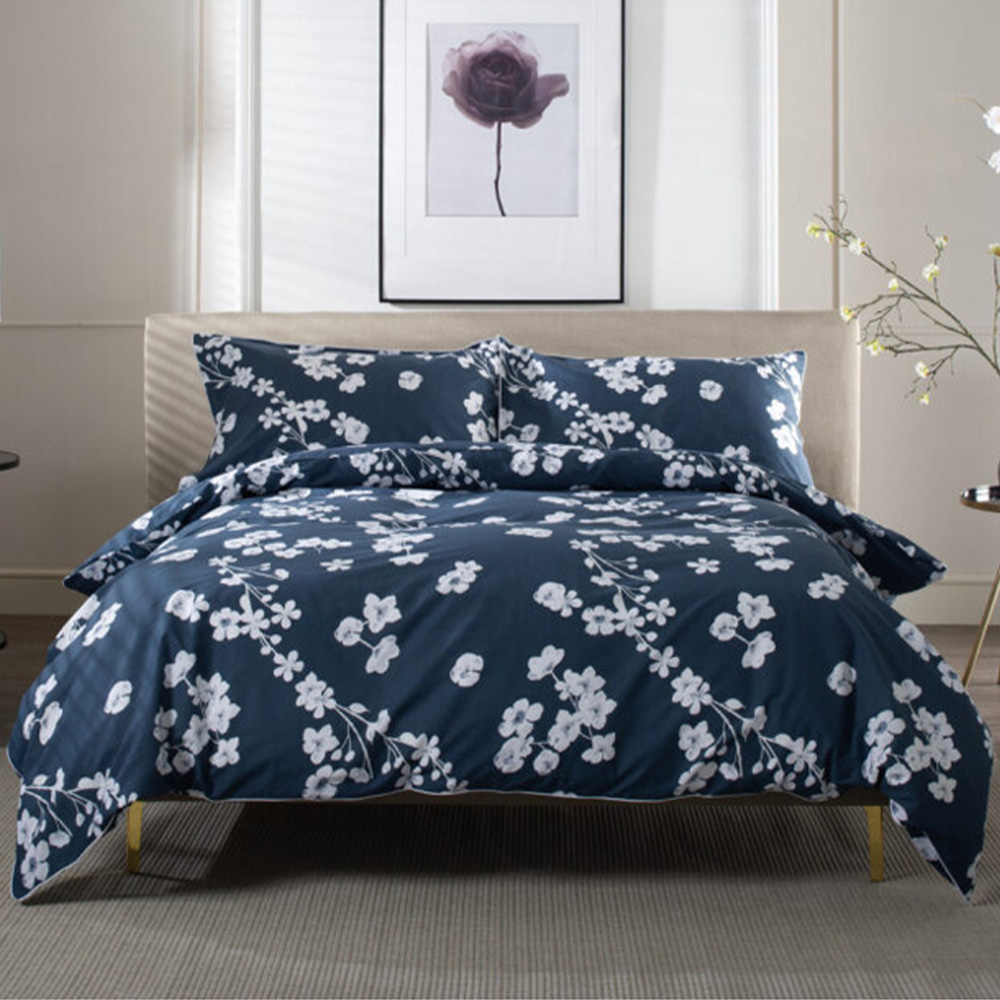 The Lyndon Company Petite Fleure King Size White and Navy Duvet Set