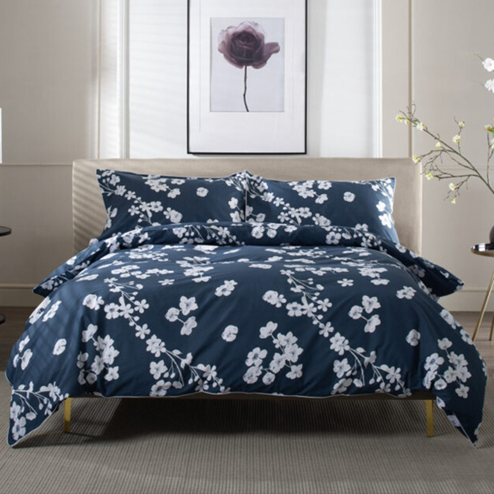 The Lyndon Company Petite Fleure Super King Size White and Navy Duvet Set
