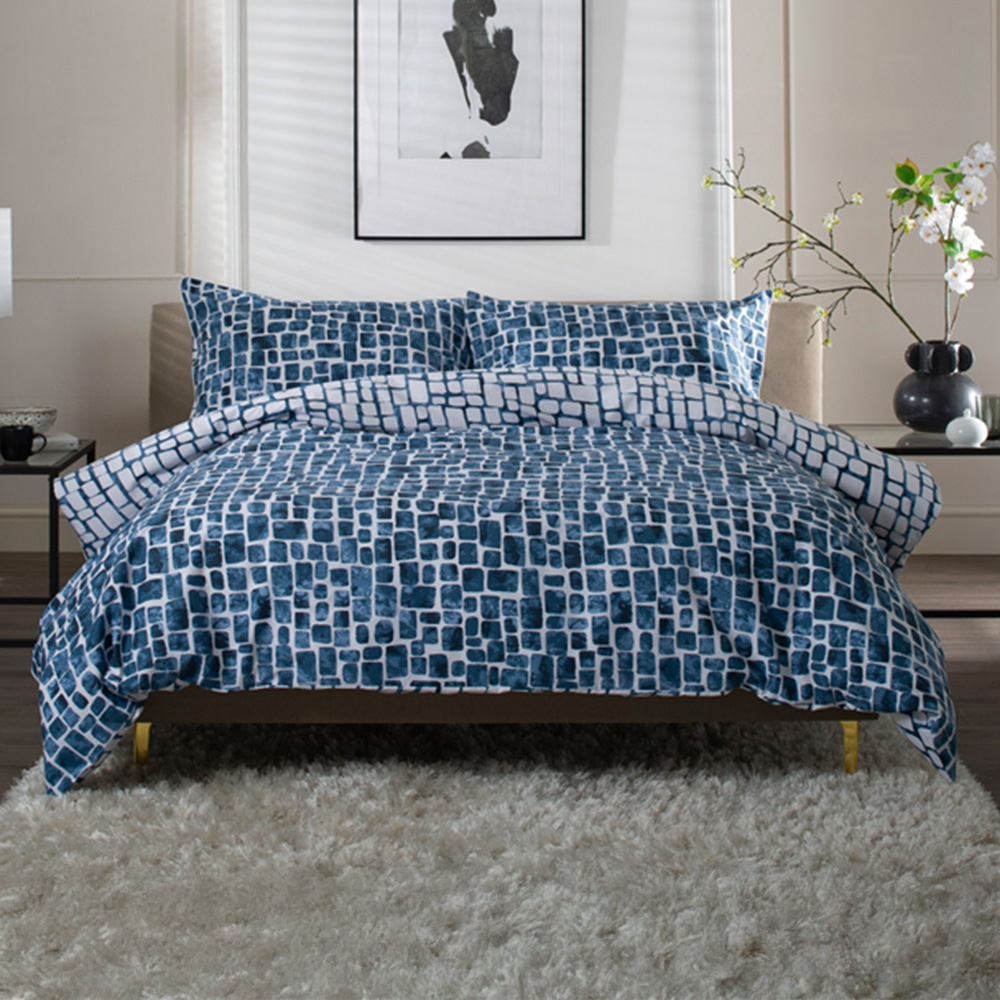 The Lyndon Company Tulle King Size White and Navy Reversible Duvet Set