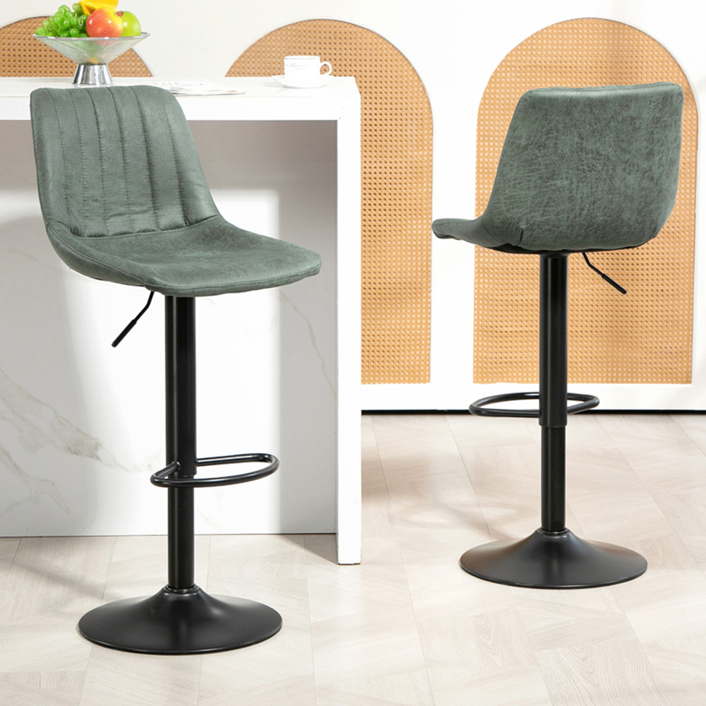 HOMCOM Green Metal Frame Microfibre Retro Tub Bar Stool with Footrest Set of 2