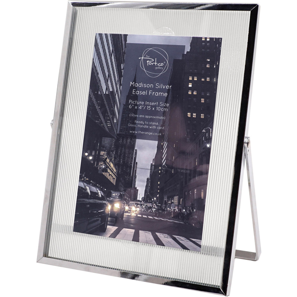 The Port. Co Gallery Madison Silver Easel Photo Frame 15.8 x 20.5cm